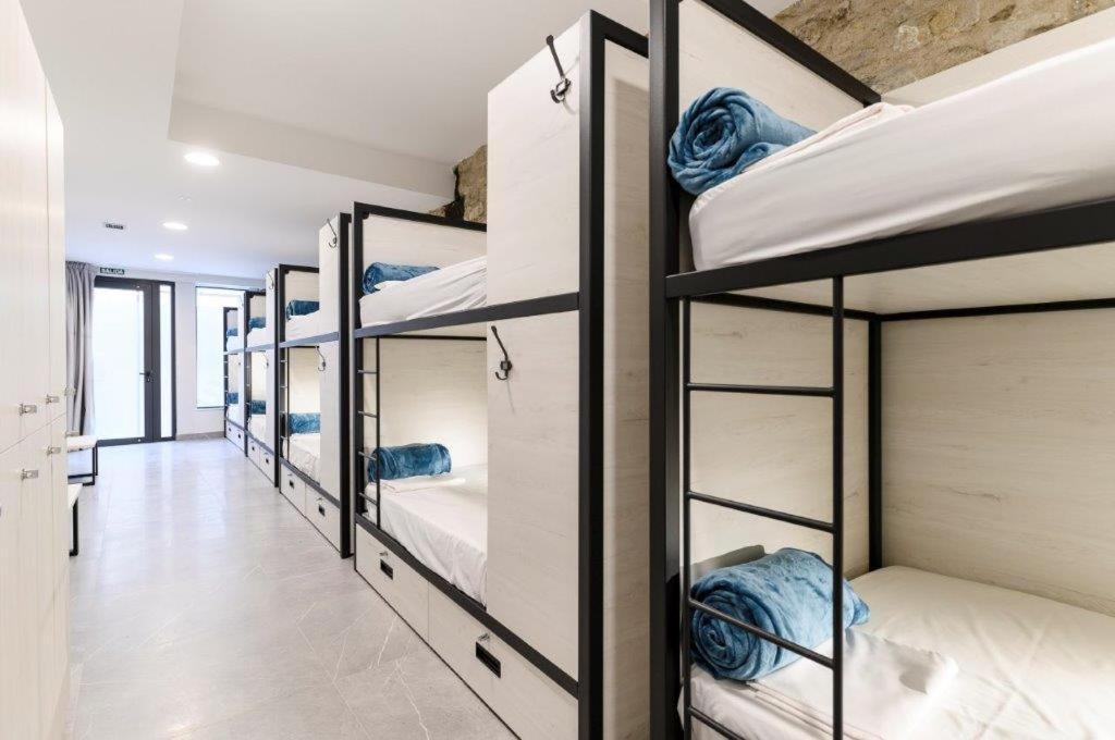 Logune Rooms Vitoria-Gasteiz Eksteriør billede